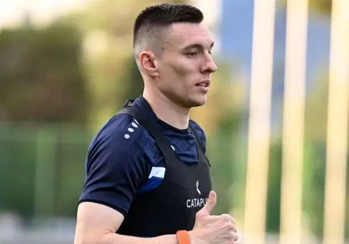  خرید پرسپولیس نیامده غوغا به پا کرد؛ سرگیف کنار مسی و رونالدو 