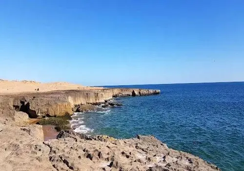 لحظاتی دیدنی از فوران گل فشان در سواحل مکران+ فیلم