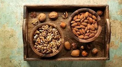 بادام یا گردو؛ کدام برای سلامت مفیدتر است؟