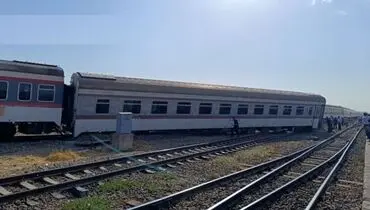 اولین تصاویر منتشر شده از حادثه خروج قطار از ریل در مشهد 