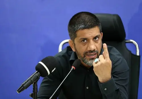 انتقاد تند جواد خیابانی نسبت به علیرضا فغانی داور بین‌المللی ایران+ فیلم