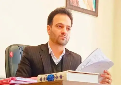 عکس های جذاب از دریاچۀ صورتی شیراز