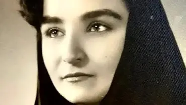 «پروین سلیمانی» در 85 سالگی در مراسم تشییع مهری مهرنیا؛ سال 87