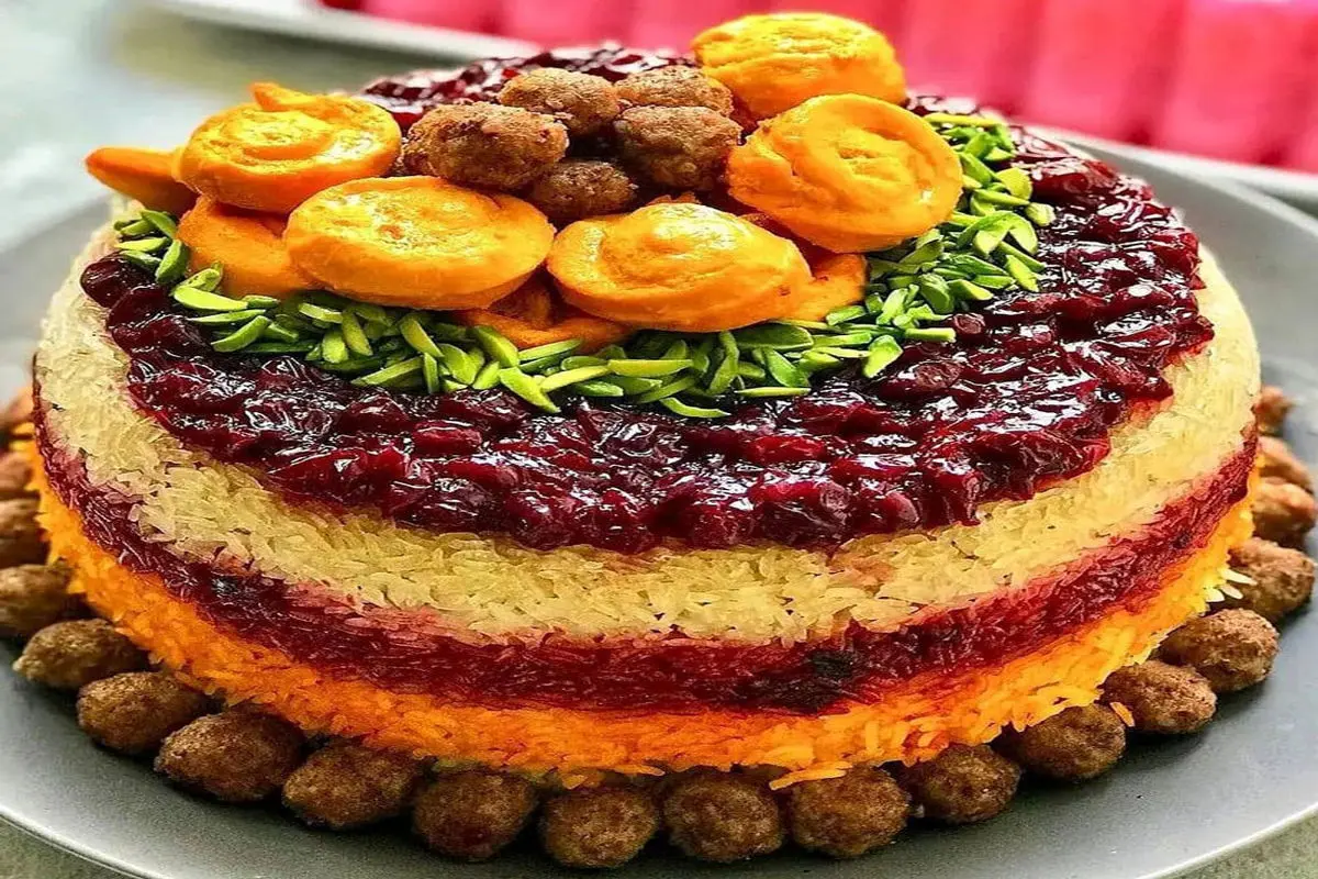 طرز تهیه آلبالو پلو با گوشت قلقلی