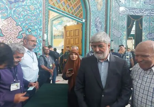  ۸/۶ میلیون نفر تا ساعت ۱۲:۲۰ دقیقه پای صندوق رفتند