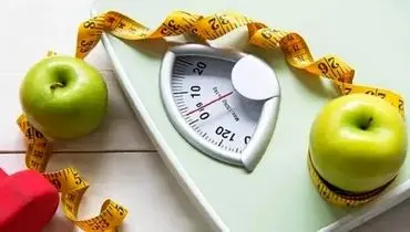 برای کاهش وزن چند کالری در روز باید مصرف کنید؟