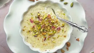 طرز تهیه فرنی اصفهانی