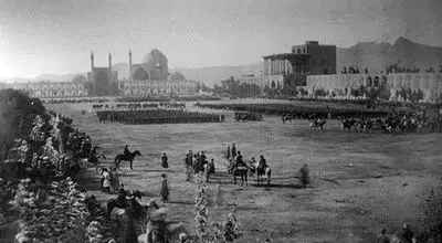 ایرانِ بی‌ساعت؛ چرا ساعت‌های مکانیکی در عصر صفوی جا نیفتادند؟