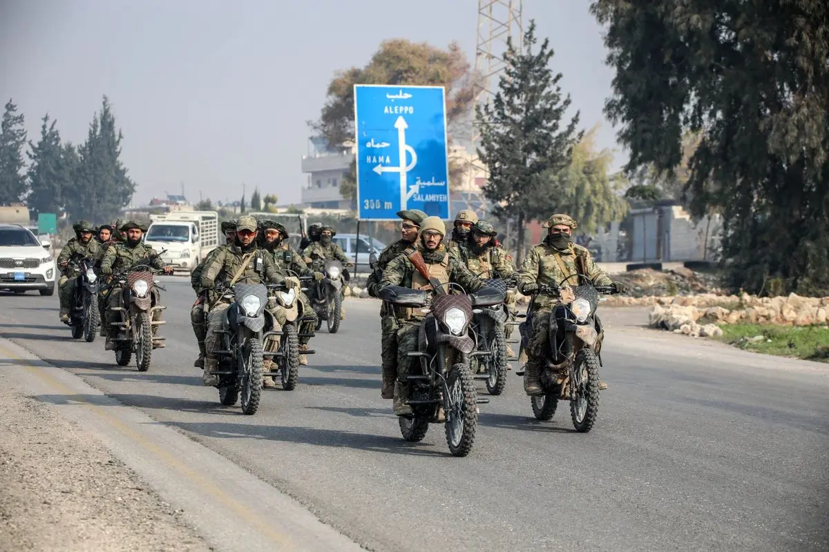 خروج صدها تروریست‌ از زندان «صیدنایا» در دمشق+ فیلم