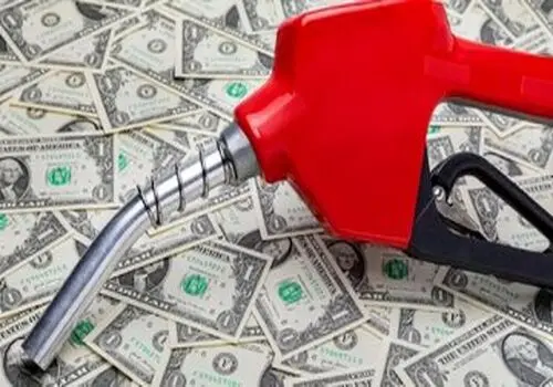 رسانه آمریکایی از هشدار گران‌فروشی بنزین در کالیفرنیا خبر داد