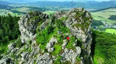 کشف جالب تبرهای آهنی ۲ هزار ساله + تصاویر