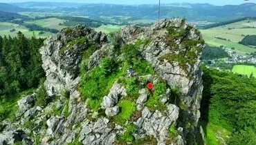 کشف جالب تبرهای آهنی ۲ هزار ساله + تصاویر
