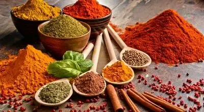 ۵ ادویه شفابخش که سردی معده را از بین می برد