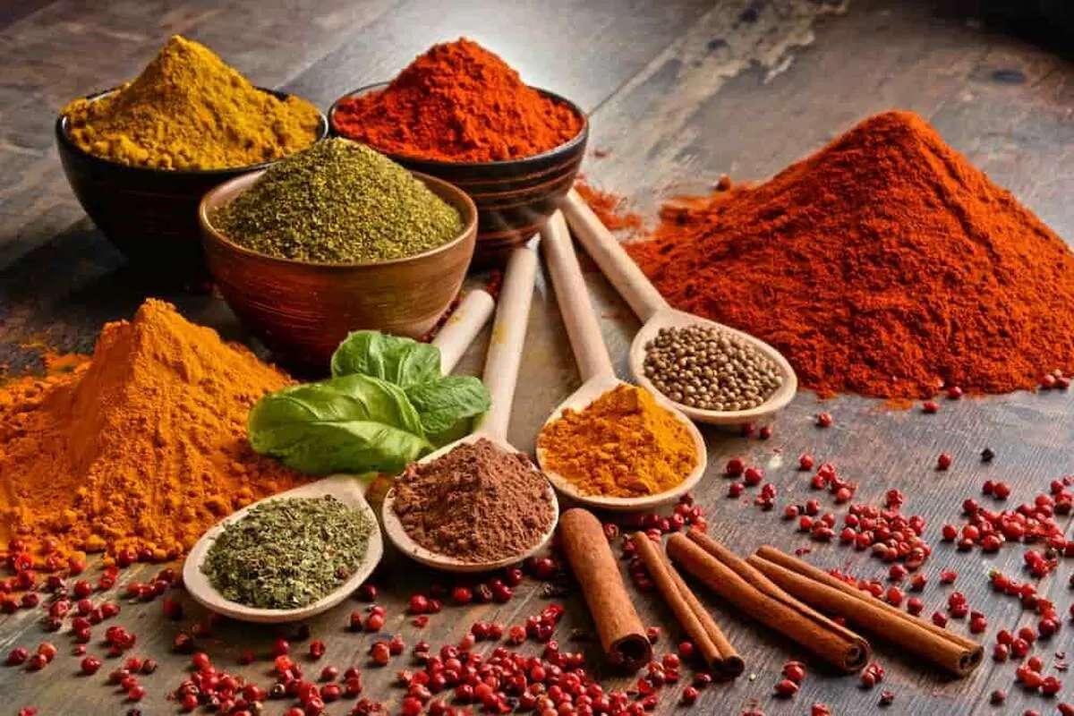 ۵ ادویه شفابخش که سردی معده را از بین می برد