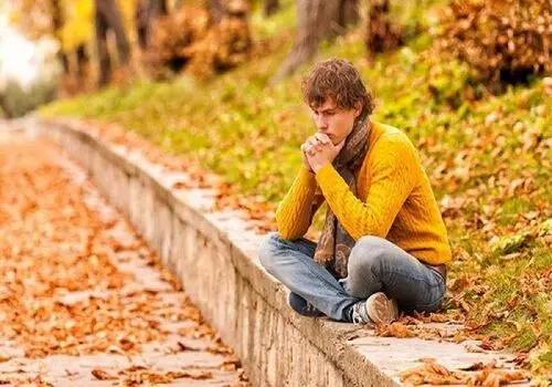 افسردگی فصلی؛ چرا برخی گرفتار می‌شوند و برخی نه؟

