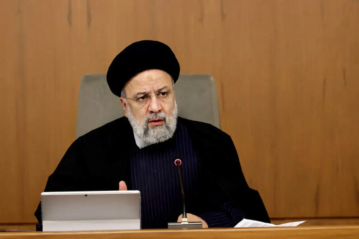 دستور فوری رئیسی برای رسیدگی به امور خانواده شهدای کرمان