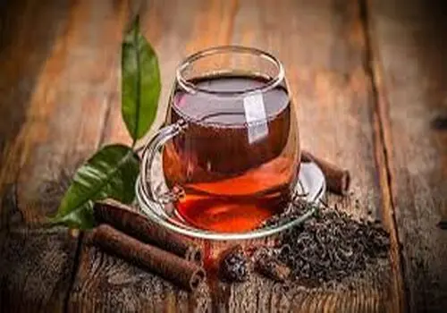 یک باور غلط رایج درباره نوشیدن چای داغ که باید بدانید