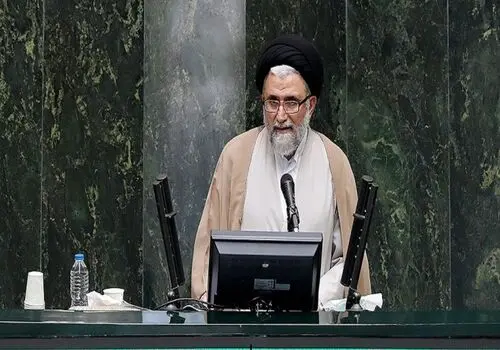 
علی‌آبادی: به اجرای قانون مانع‌زدایی از توسعه صنعت برق مصمم هستم
