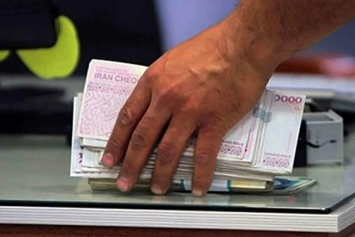 حقوق کارمندان و بازنشستگان افزایش می‌یابد؟