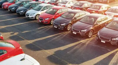 قیمت روز خودرو؛ بازار در بلاتکلیفی میان صعود و نزول