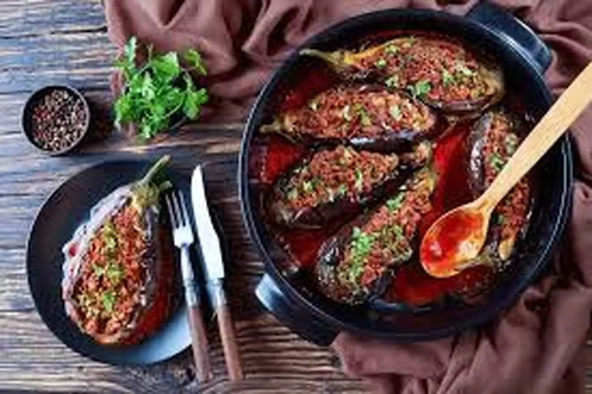  طرز تهیه کارنیاریک ؛ بادمجان شکم پر ترکی