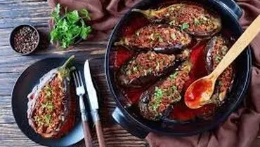  طرز تهیه کارنیاریک ؛ بادمجان شکم پر ترکی
