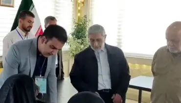 سردار قآانی رای خود را در مشهد به صندوق انداخت+ فیلم