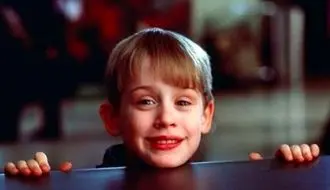 تصاویر تازه از تغییره چهره بازیگران «تنها در خانه» پس از ۳۵ سال + فیلم