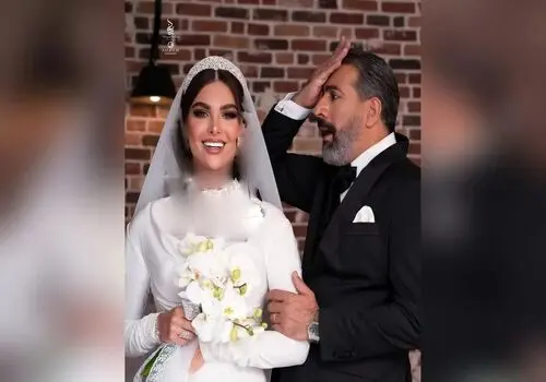 محمد نادری و همسر زیبایش در مراسم اکران سریال