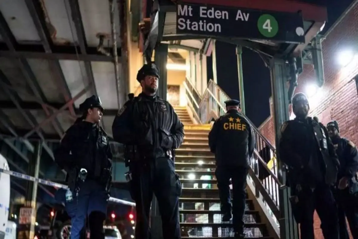 تیراندازی در متروی نیویورک با یک کشته و پنج زخمی