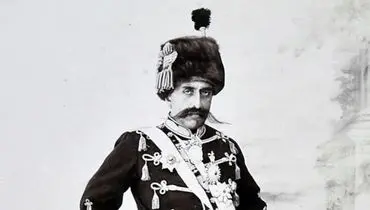 عکس دسته‌جمعی «قزاق‌های گرگان» در زمان مظفرالدین شاه