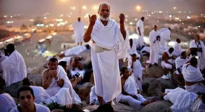 شرط ورود به خانه؛ احرام یا کفن