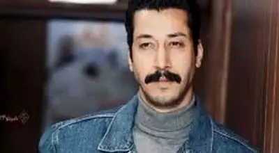 «بهرام افشاری» در کنار امین حیایی و لیندا کیانی در پشت‌صحنه «چشم و گوش بسته»