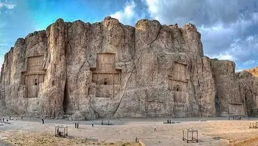 نفوذ آب به آرامگاه شاه هخامنشی+ تصاویر
