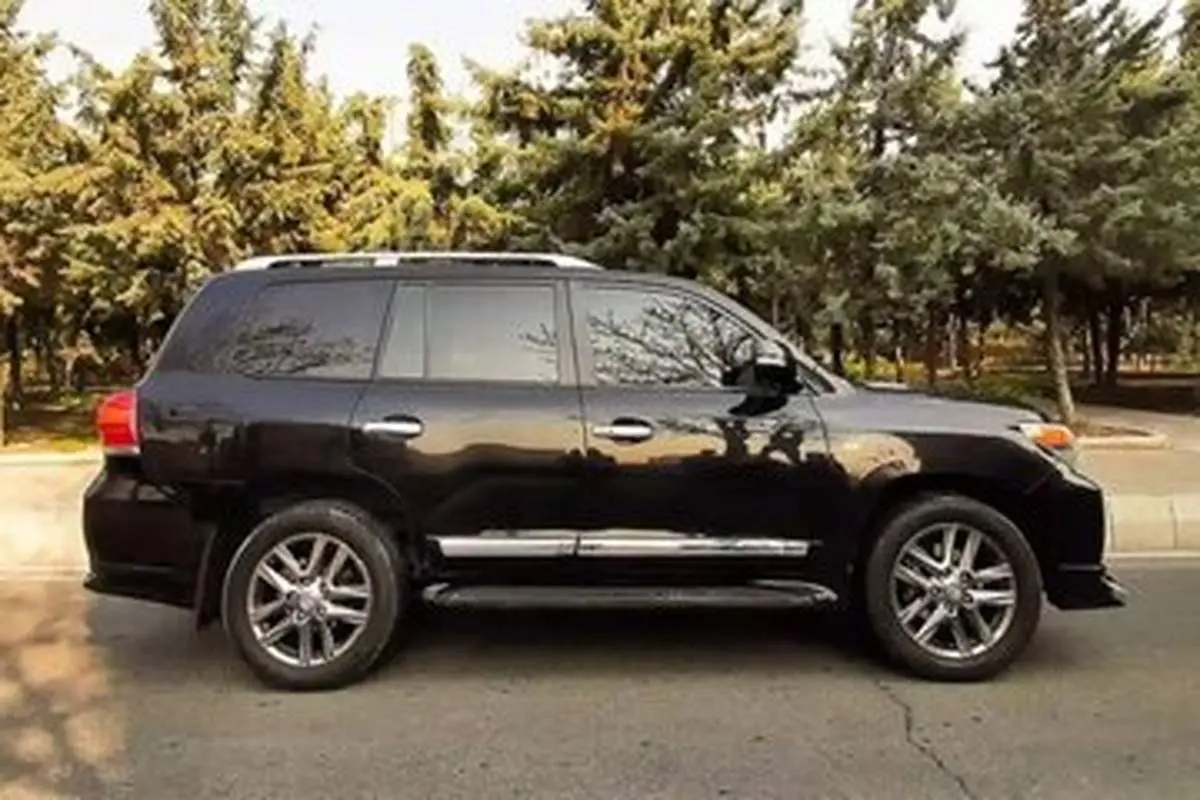 خودروی ۲۰۰ میلیاردی قاچاق توقیف شد