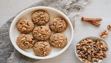 طرز تهیه شیرینی گردویی ویژه پذیرایی عید نوروز+فیلم