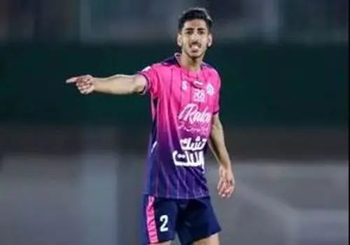 حسینی: پنالتی را به استقلال هدیه دادیم