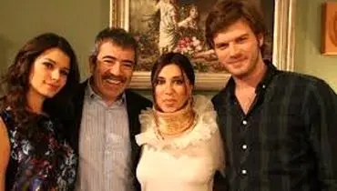  بازیگر عشق ممنوع از همسرش جدا شد 