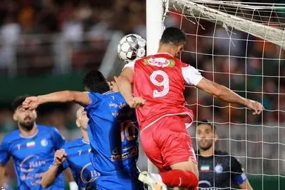  نبرد پرسپولیس و استقلال در اوج هیجان + آمار دربی 