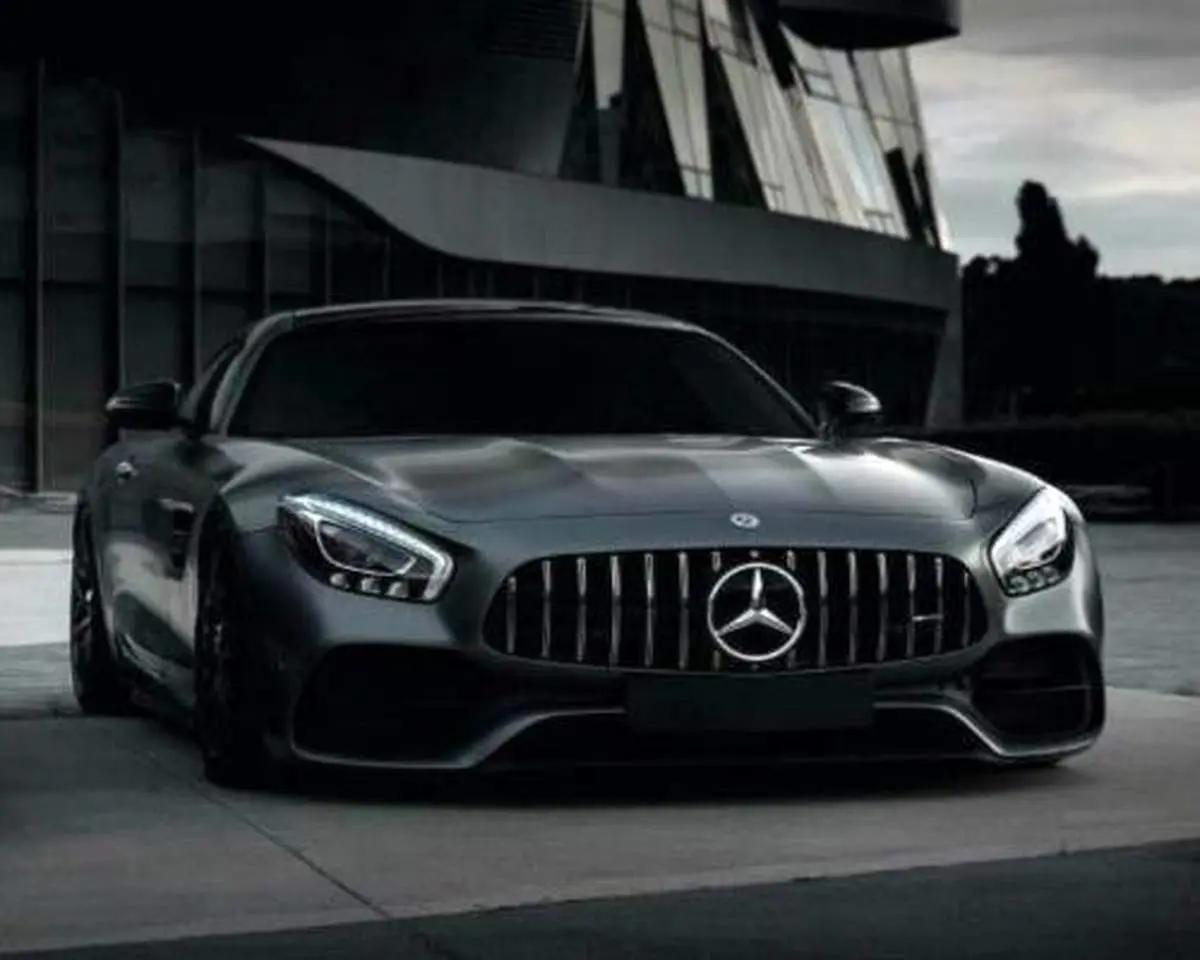 دلار بازار خودروهای وارداتی را ملتهب کرد  رشد شدید قیمت اوتار، بنز و کرولا