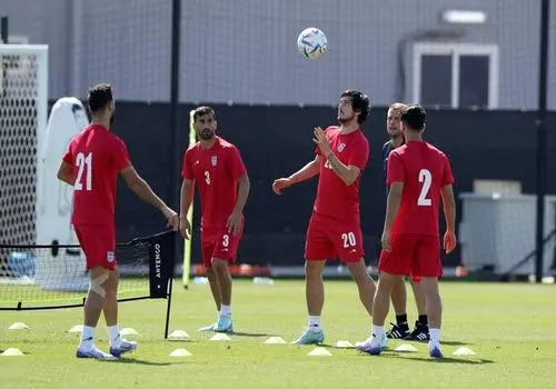 تمرین پر نشاط تیم ملی قبل از بازی با امارات+ فیلم