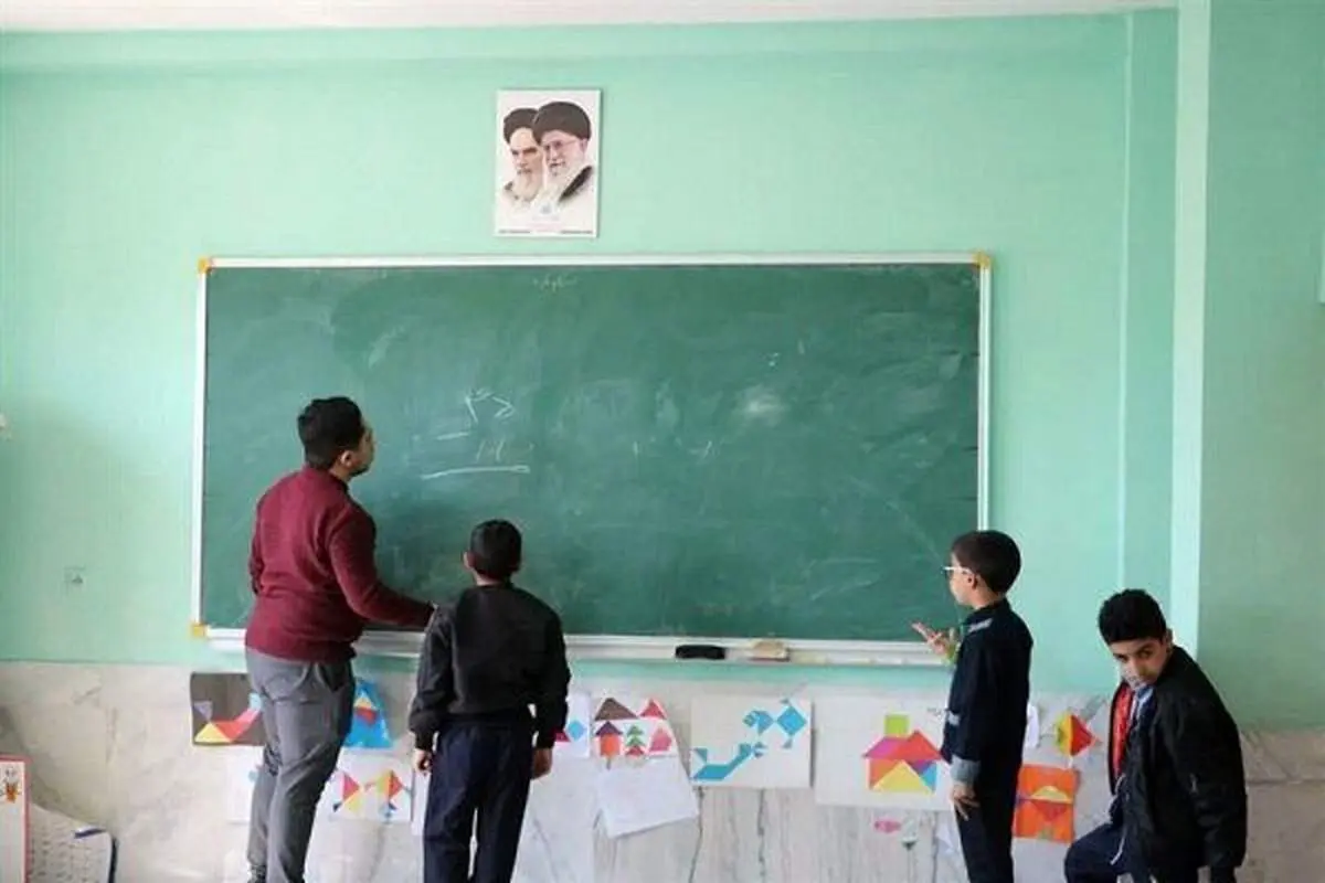خبر فوری درباره استخدام معلمان؛ آزمون جدید در راه است / کمبود ۱۲۰ هزار معلم