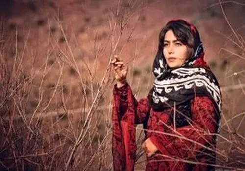 عکس جذاب روژان «نون خ» در تولد ۳۸ سالگی‌اش