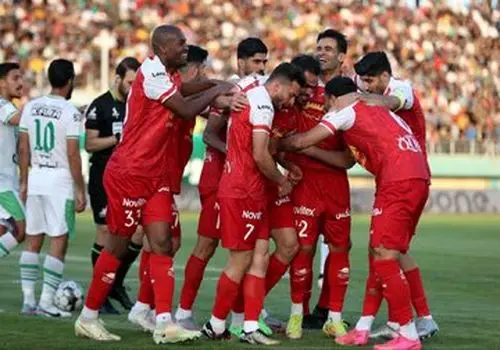 نساجی 1-2 پرسپولیس؛ سرخپوشان موقتا بالاتر از استقلال