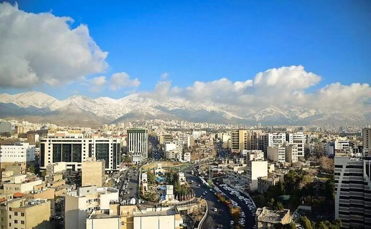 روایتی تصویری از پایتخت؛ خیابان عباس‌آباد در سال ۱۳۵۸ + عکس