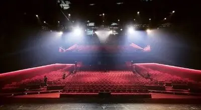 چرا بازگشت خواننده‌‌های لس‌‌آنجلسی به ایران هر بار به بن‌‌بست می‌‌خورد؟