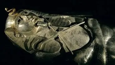 گنجینه تانیس؛ سه فرعون ناشناخته مدفون در طلا و نقره! | عکس
