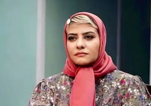 رابعه اسکویی درخشان در بیست‌وچهارمین مراسم حافظ؛ شب تقدیر از هنر و خاطره+فیلم