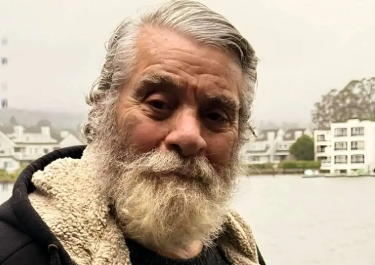  «بهروز وثوقی» در حال سوارکاری در 36 سالگی؛ سال 1352