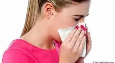 به محض قرار گرفتن در نور آفتاب عطسه می‌کنید؟ بخوانید
